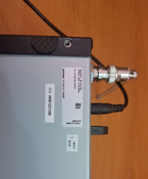 Shure wireless SLX4