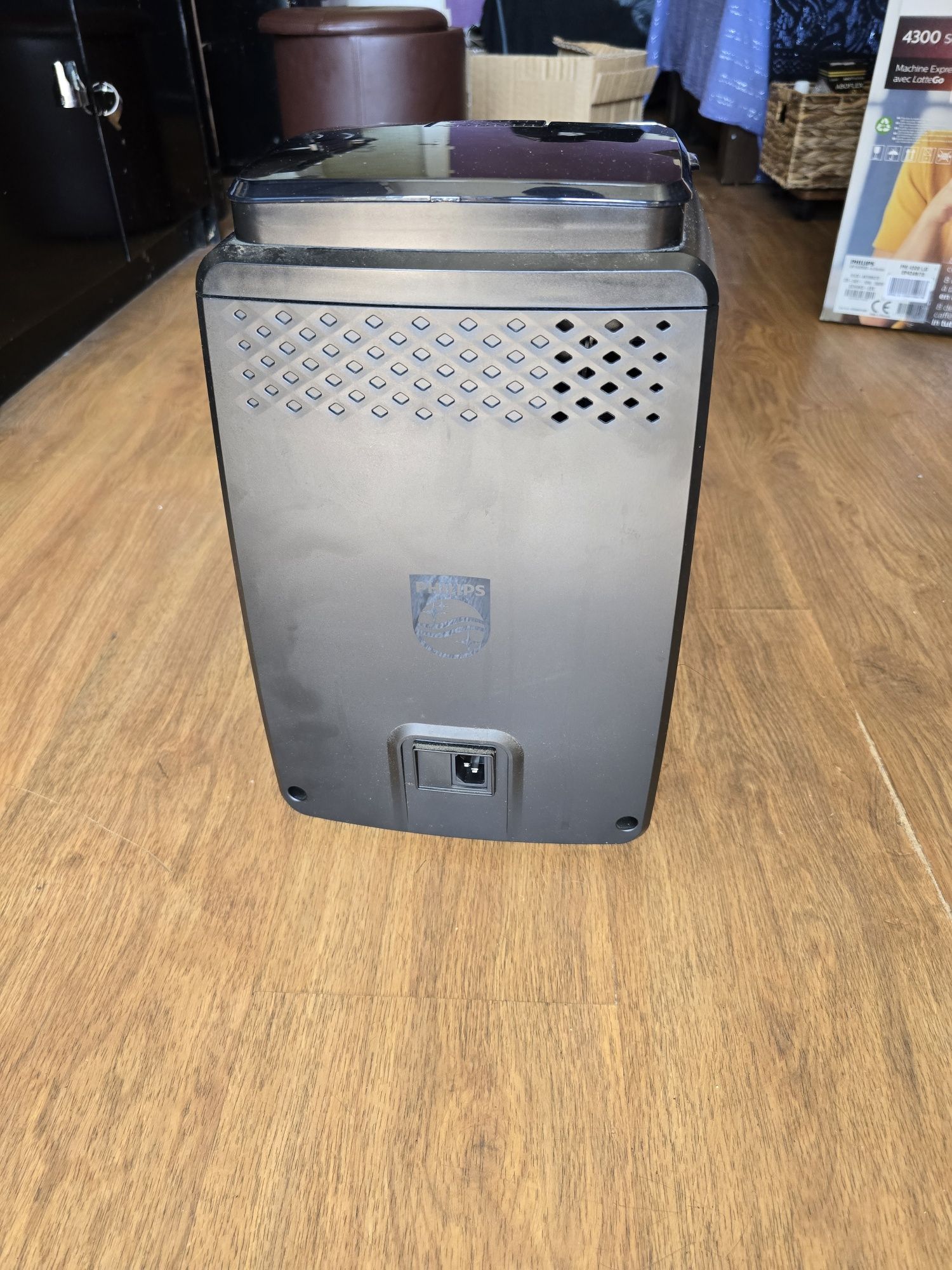 Кафеавтомат Philips Espresso with LatteGo Series 4300