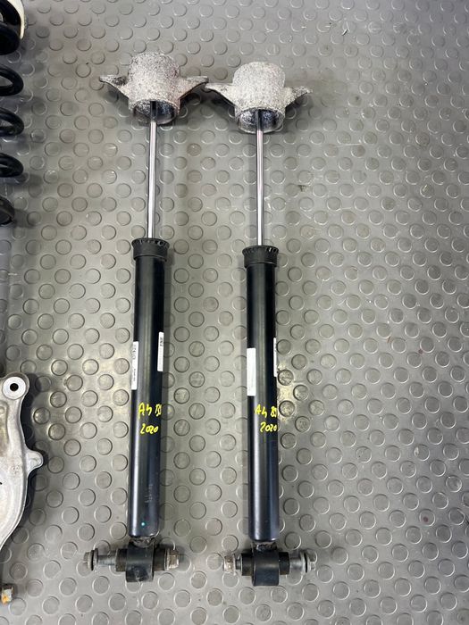 Set Suspensie/Telescop/Telescoape/Arcuri Fata-Spate Audi A4 B9
