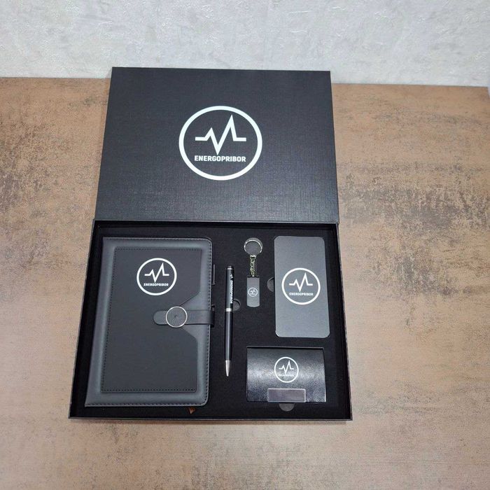 Корпоративные подарки с логотипом – бизнес-наборы на заказ