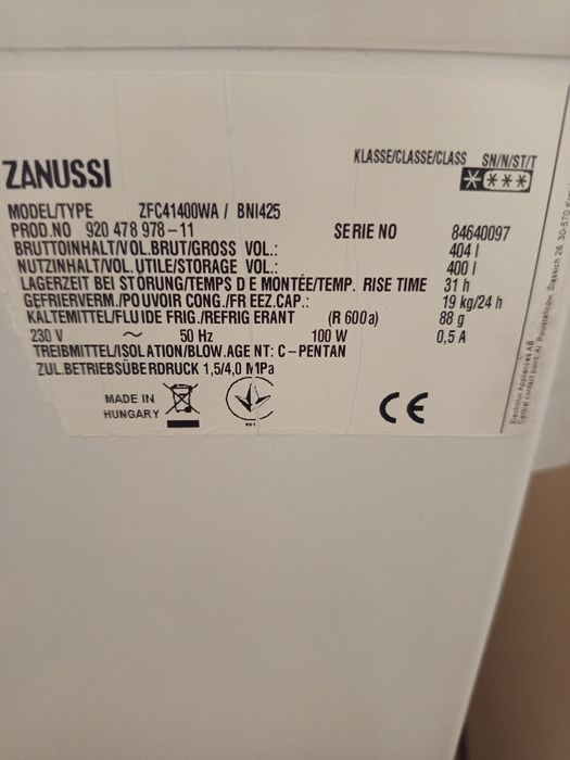 Vând ladă frigorifică ZANUSSI