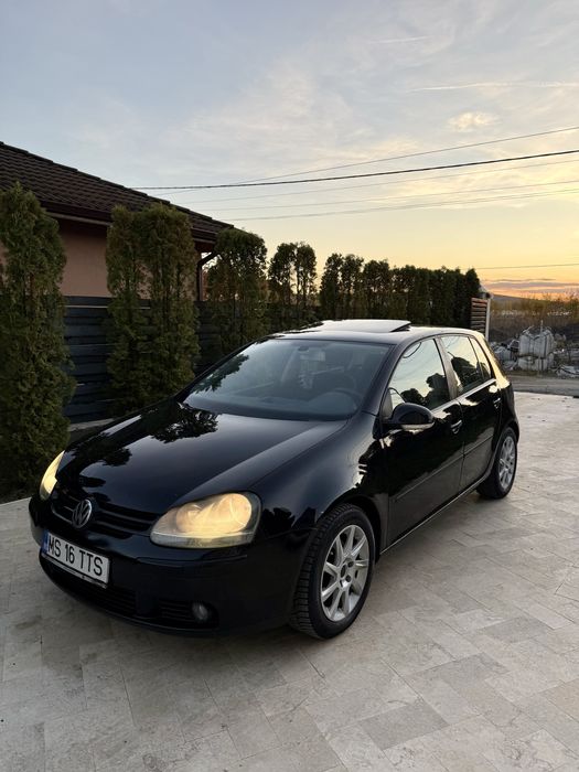 Vand/schimb Golf 5 1.6 FSI 6+1 Trapa  sport line trapa incalzite