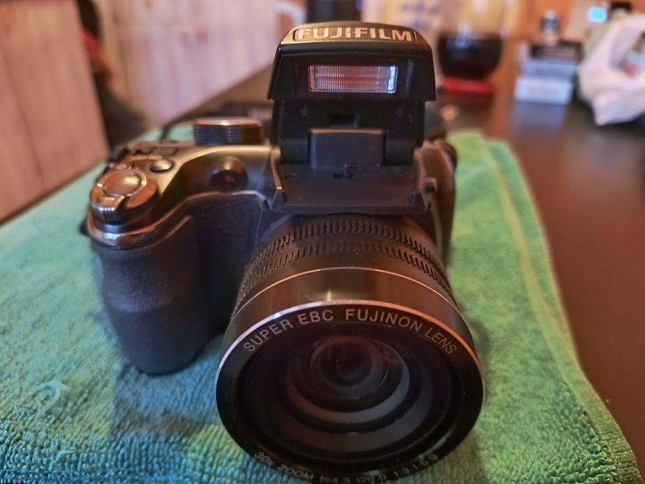 Fijifilm Finepix S4500 -Дигитална фото камера