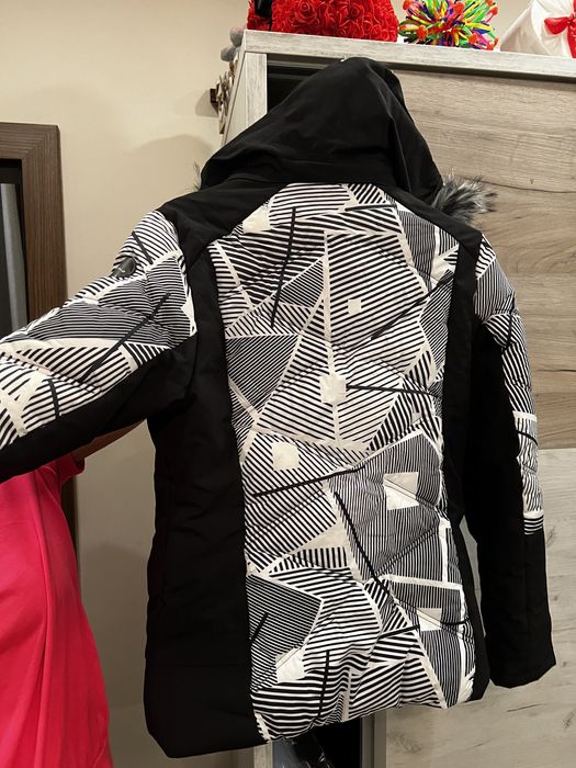 Дамско скиорско яке Icepeak