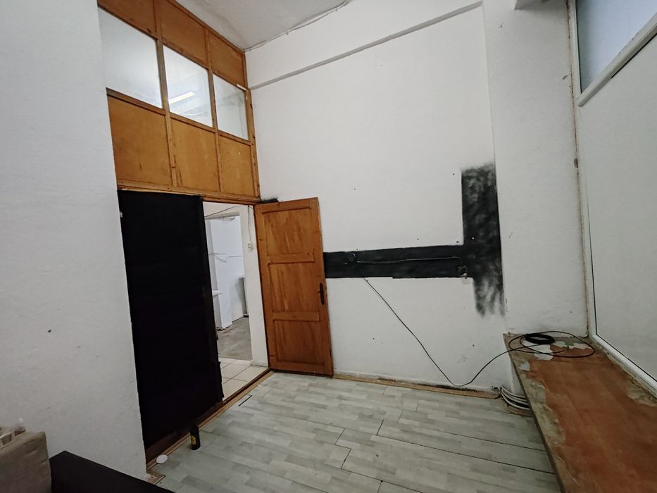 Inchiriez Spatiu Comercial / 48 mp / Zona Piata