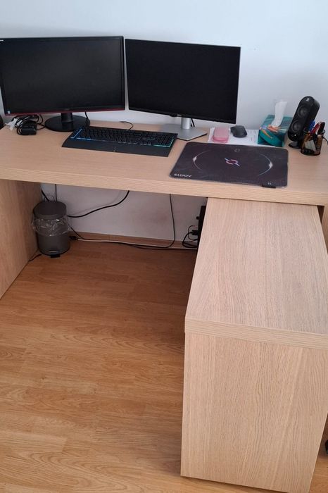 Vand birou IKEA MALM fara defecte