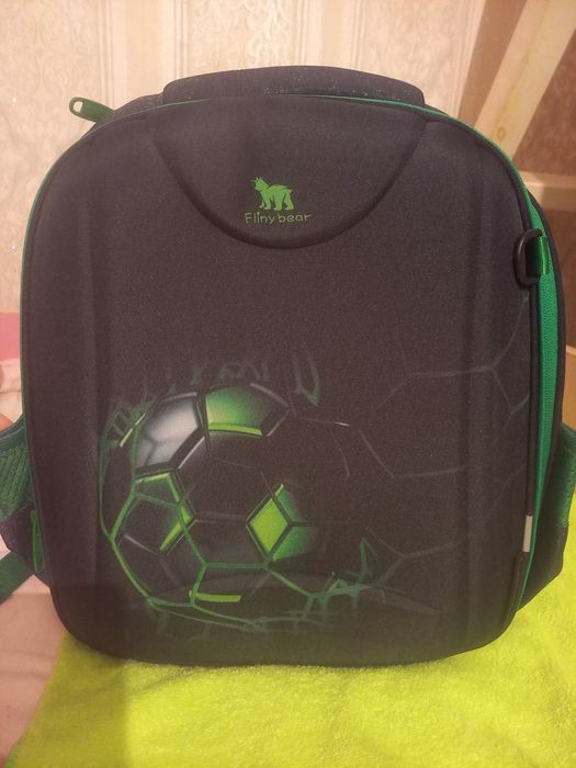 Школьный рюкзак новый!
