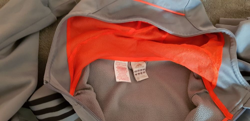 Адидас с цип и качулка