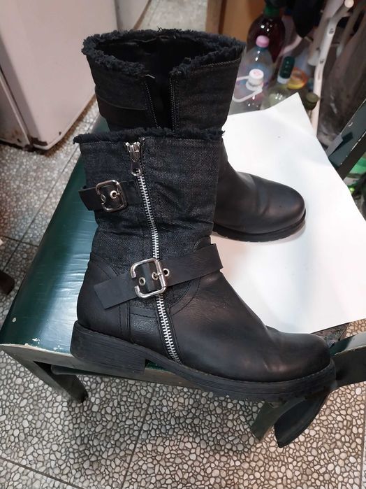 Продавам зимни кожени ботуши 38 номер