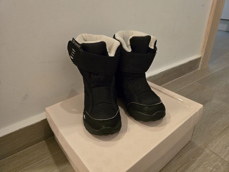 Ghete Decathlon copii mărimea 25