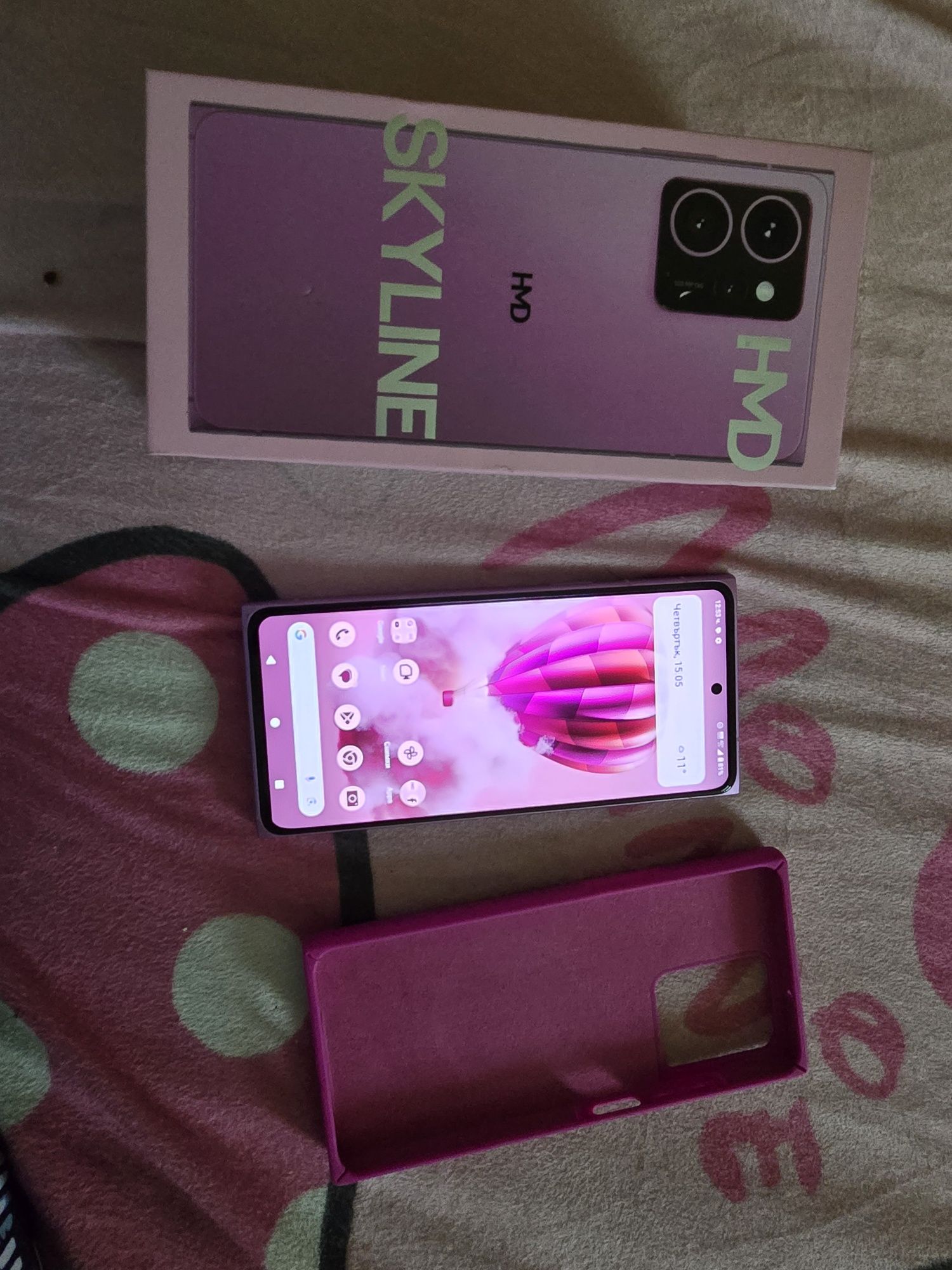 Продавам  HMD Skyline 5G 256GB Black