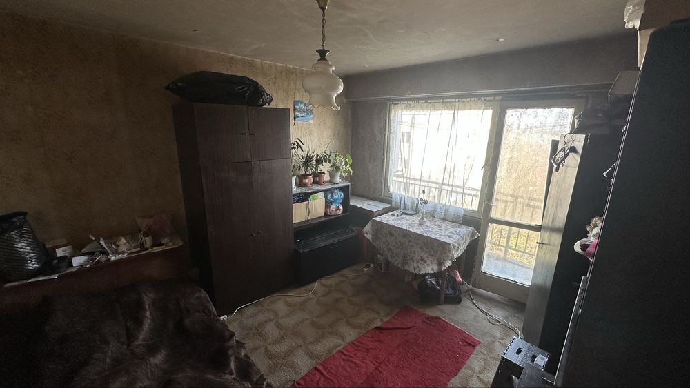 Продава се едностаен апартамент с тераса и гледка – 4-ти етаж