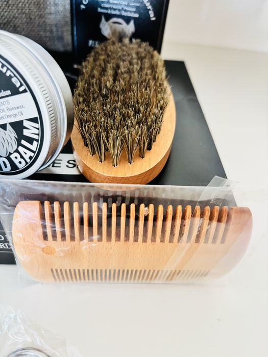 Set, kit de ingrijire barba 11 piese