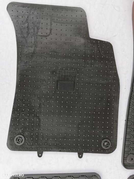 Covorase cauciuc Audi A4 B6 B 7 ( 2000-2008 )