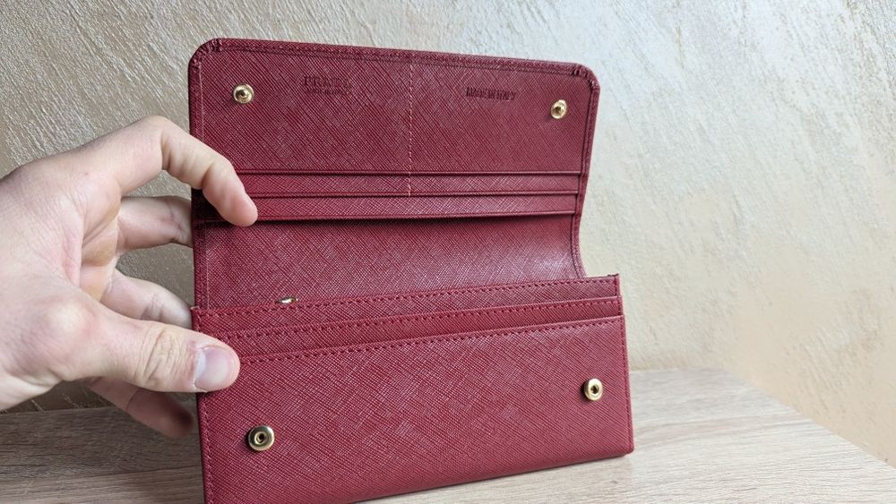 Дамски портфейл портмоне Прада Prada