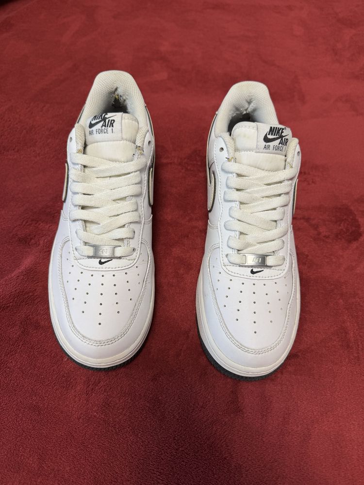 Air  force 1 low