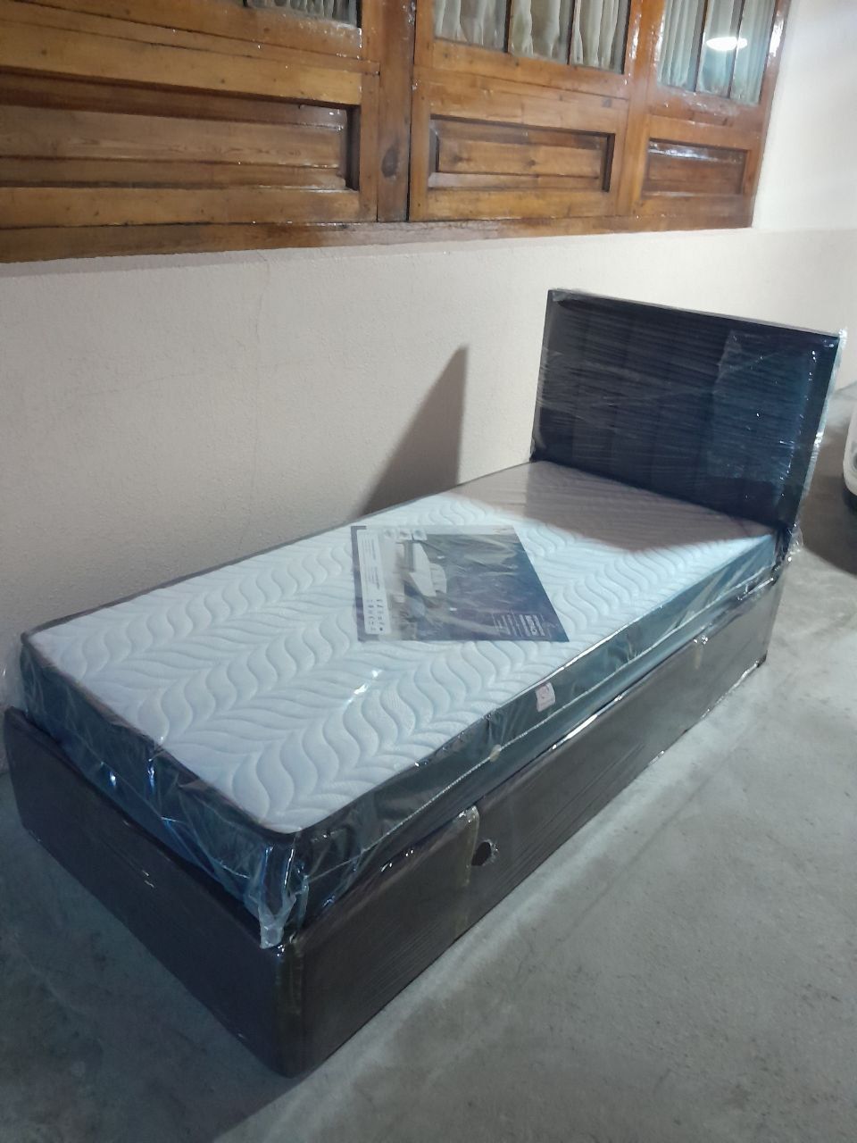 Matras kafolati bor