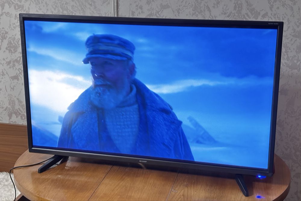 Смарт Телевизор Sharp - 40 инча