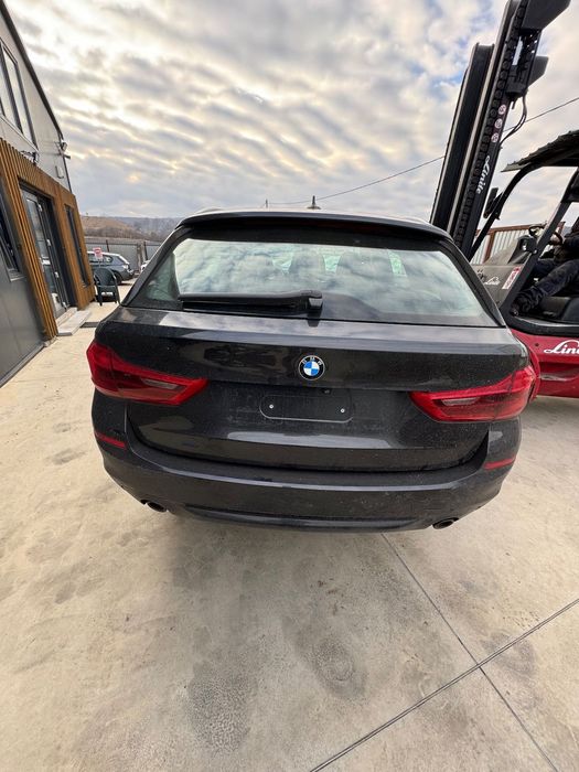 Dezmembram bmw seria 5 g30 g31 usa haion stop far bara