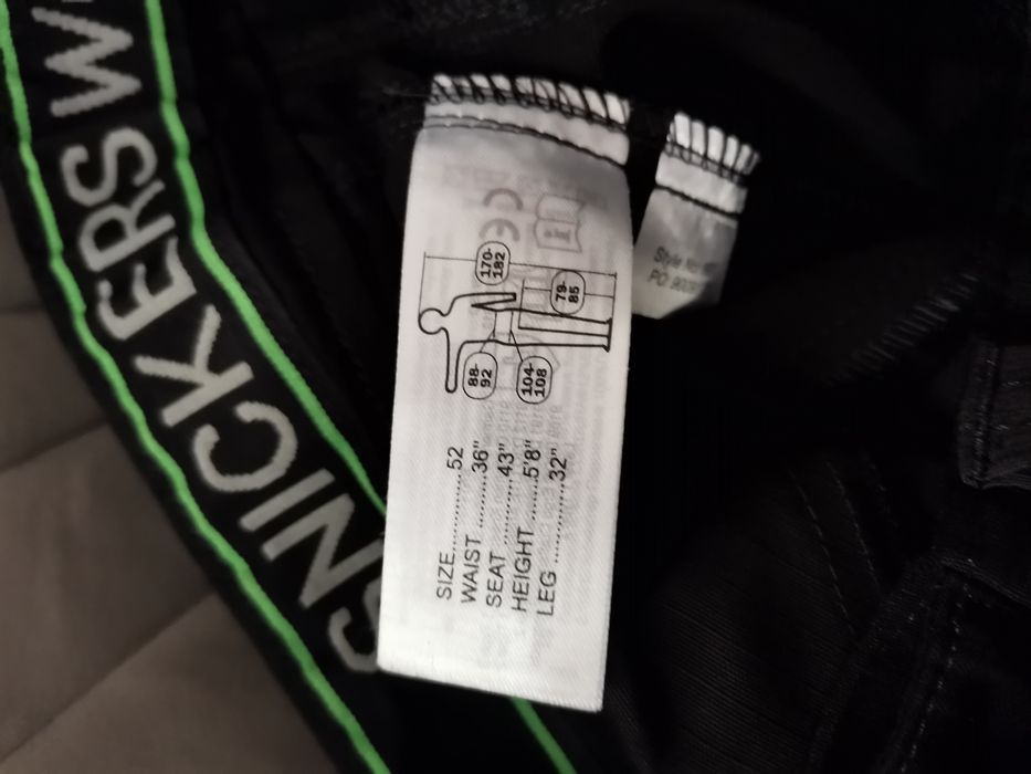 Vand pantaloni de munca SNICKERS marimea 52