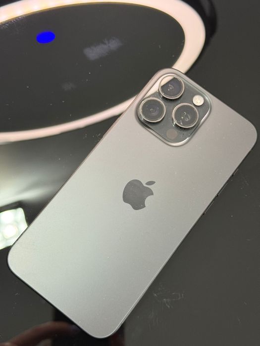 15 Pro Max/1TB/89% viata bateriei/liber de retea/impecabil