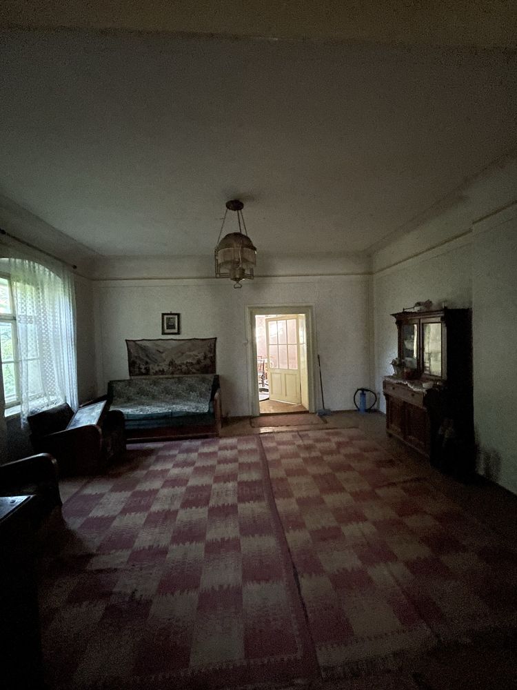 Vând casa in Miercurea Sibiului