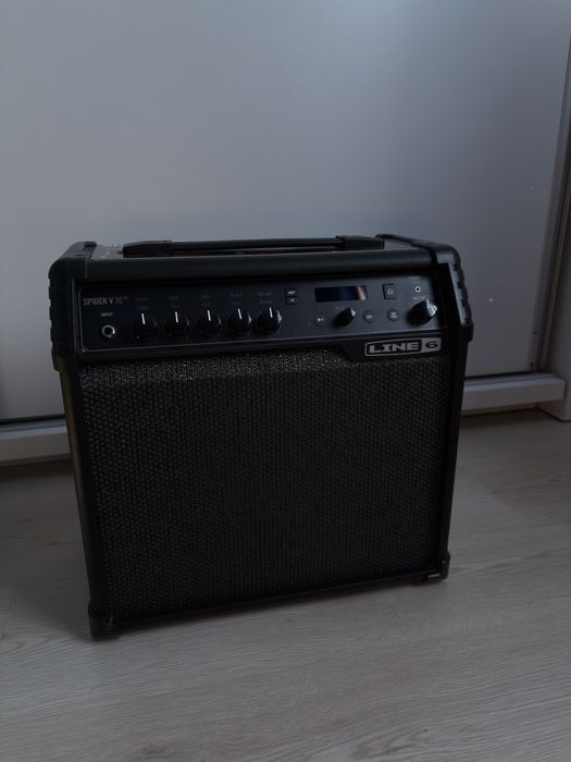 amplificator chitara electrica line6 spider v30 mkII