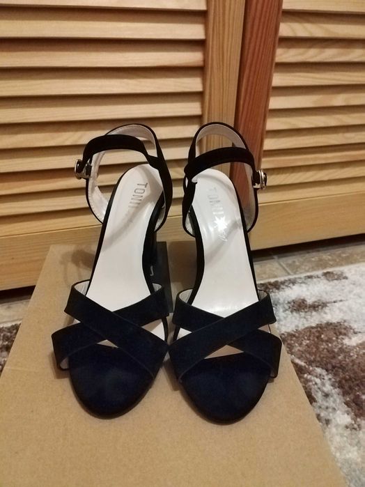 Sandale dama din piele intoarsa