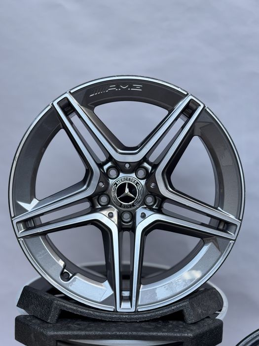 Оригинални джанти 19 цола mercedes Amg w257