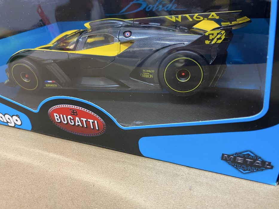 BBURAGO BUGATTI BOLIDE  w16.4 2020 machetă auto scara 1:18