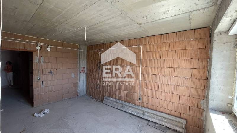 Продава се Двустаен апартамент в София, Витоша - 58 кв.м за 1950 €/кв.м - Снимка #2