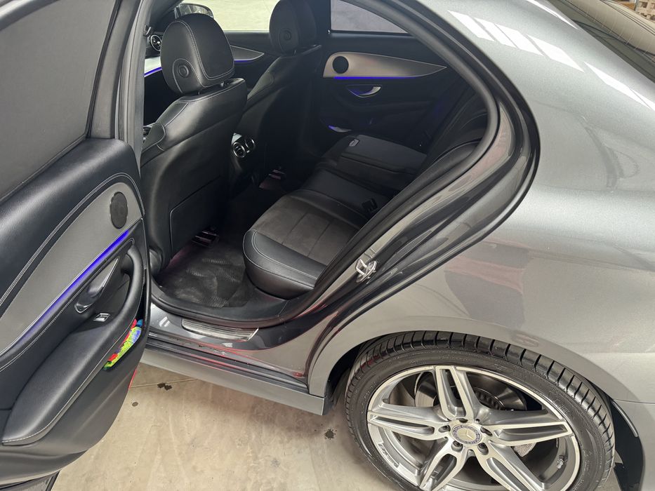 Mercedes E-Class 200 AMG W213