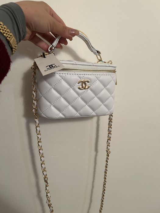 Дамски чанти Chanel