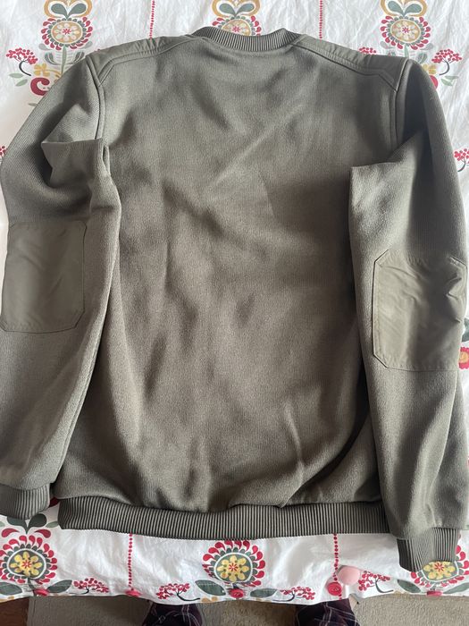 Vand pulover culoare  caki de la Solunarc
