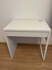Masă de birou din IKEA