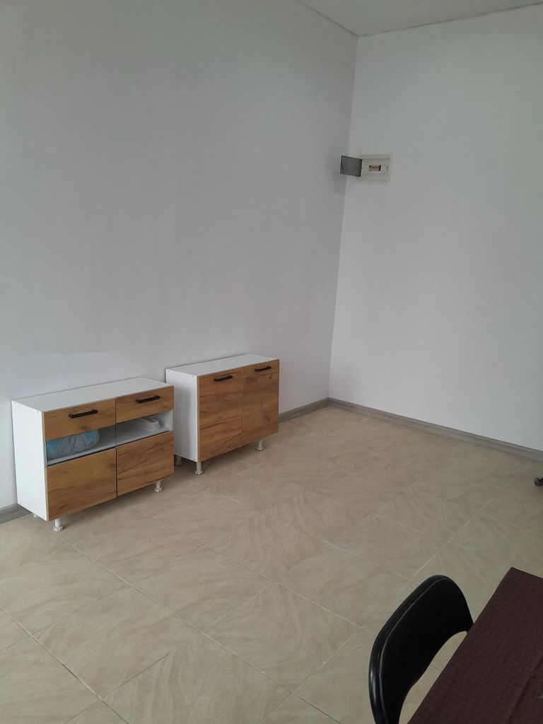 Дава се под наем Едностаен апартамент в София, Карпузица - 50 кв.м за 350 € - Снимка #4