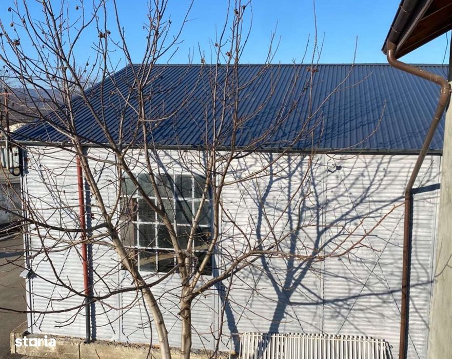 Inchiriere Hala/Depozit/Spatiu industrial-comercial - 216 MP - Husi