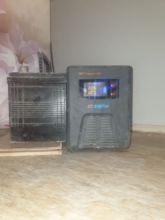 Инвертор генератор ИБП Гарант-750