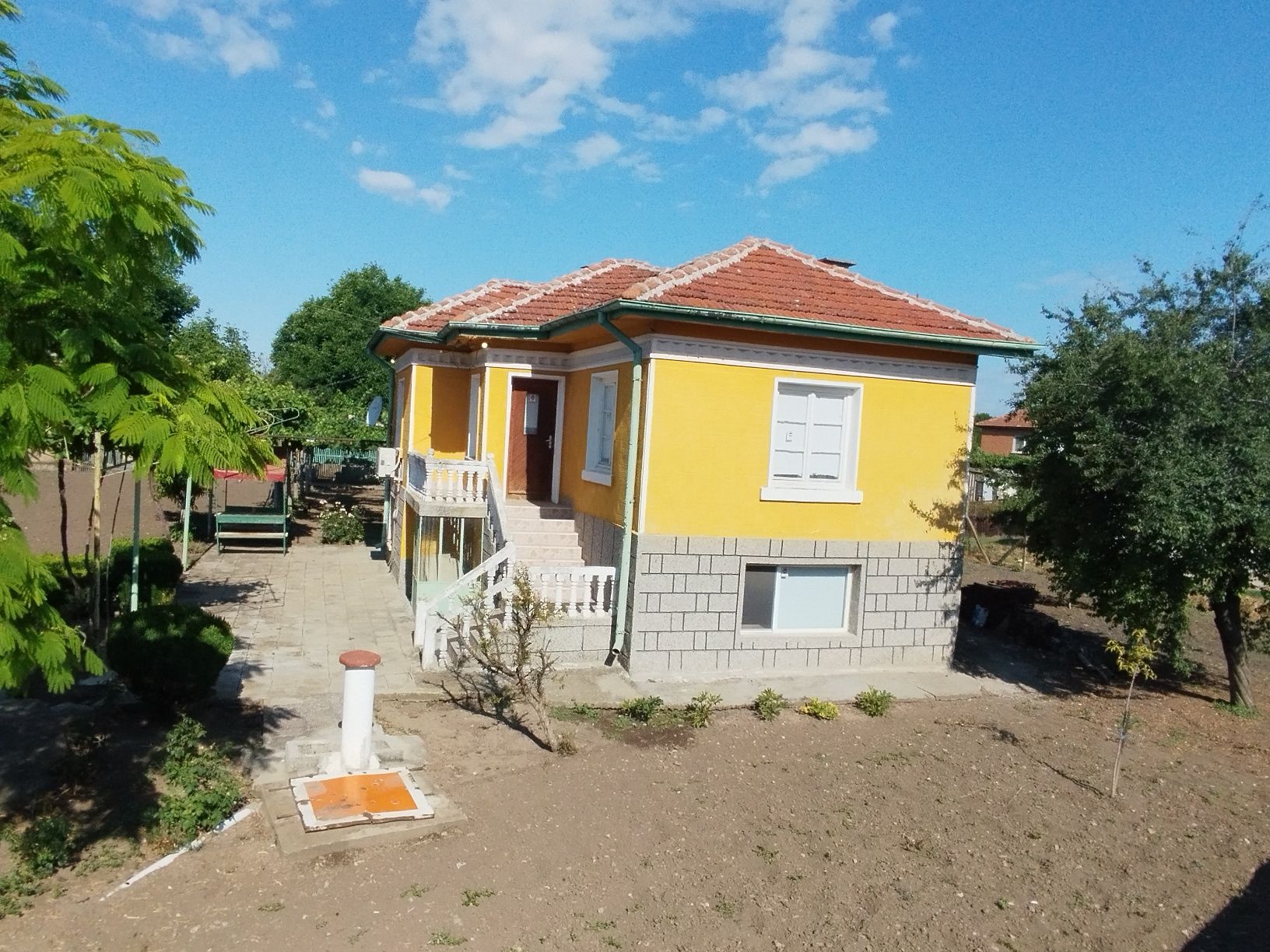 Продава се къща в град Стралджа