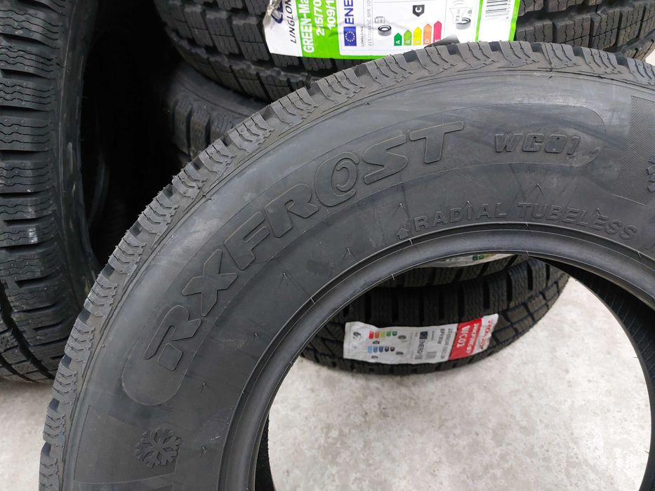НОВИ зимни ROADX 185/80/14C 102R DOT 1724