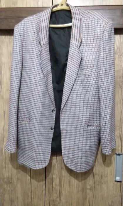 Продаю пиджак мужской