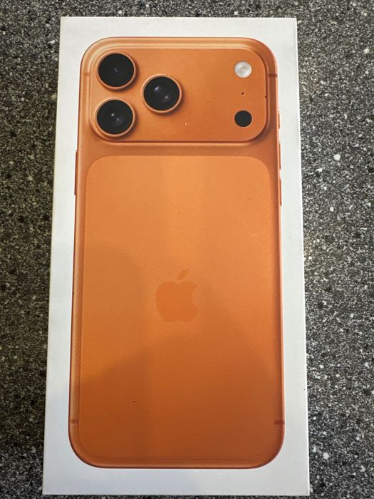 İPhone 17ProMax 256Gb Cosmic Orange
