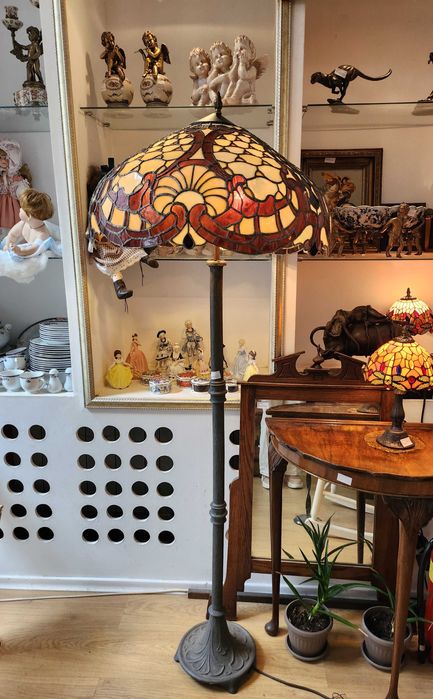 Лампион в стил Тифани