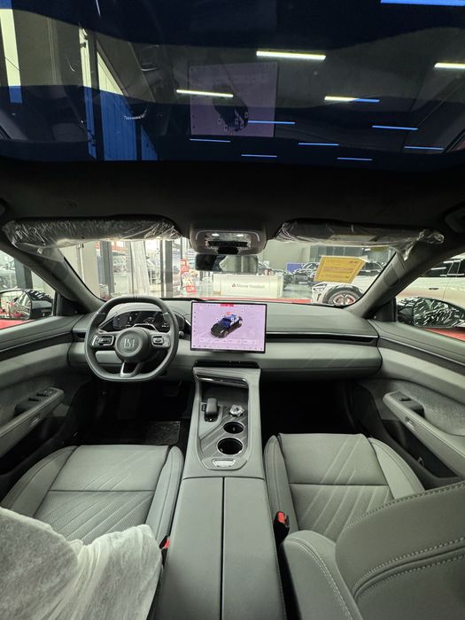 Zeekr 001 You позиция