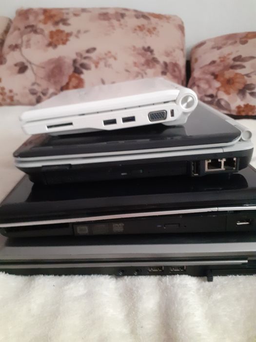 vând laptopuri funcționale doar 2