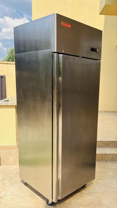 Vand congelator INOMAK