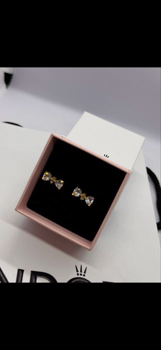 Пандора обеци Pandora