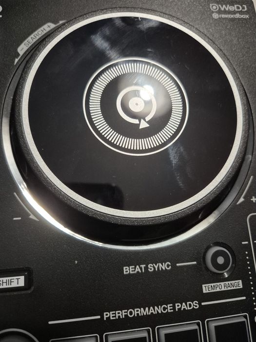 DJ контролер Pioneer DDJ-200 + калъф + подарък кабел + гаранция