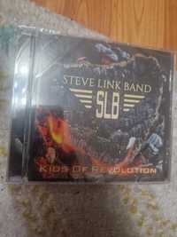 CD Steve link band  - Kids of revolution
 TZ2417