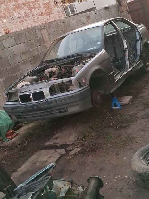 Е36ци на части седан и компакт